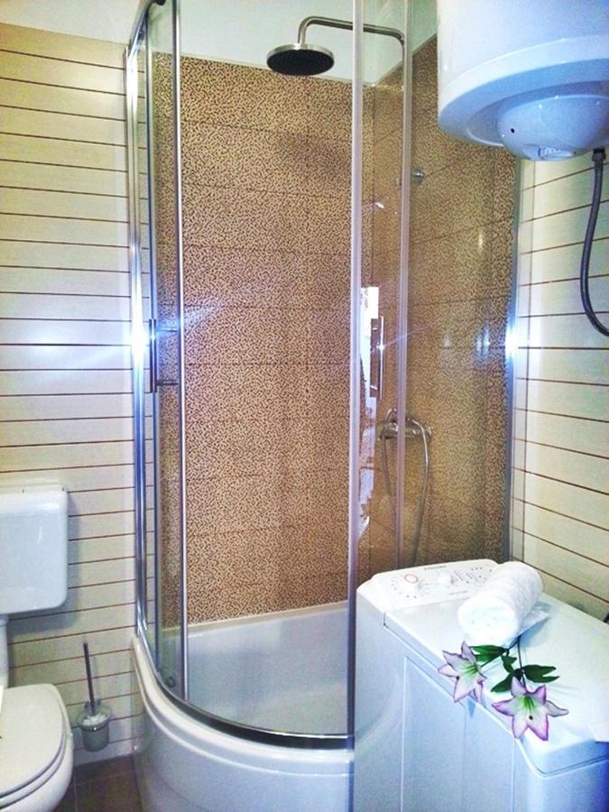 ז'סניסה Apartments By The Sea Krilo Jesenice, Omis - 15145 מראה חיצוני תמונה